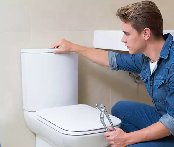 Expert Plumber for Toilet Replacement in Hialeah, FL: Schedule Affordable Toilet Replacement Services with Us